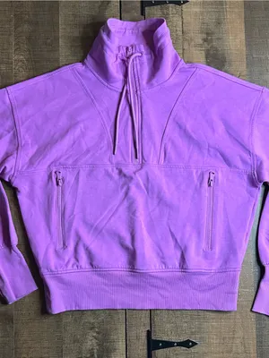 Old Navy Active Women's Medium Purple Quarter Zip Crop Sweatshirt Zipper Pockets thumbnail 2