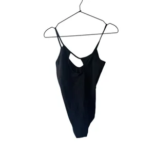 Alix Nyc Dorest Asymmetrical Neckline‎ Cutout Bodysuit Small Black thumbnail 4