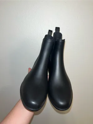 Black Chelsea Rain Boots Waterproof Ankle Boots Women’s Size 6 thumbnail 3