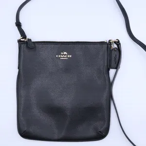 Coach Crossbody Bag Womens Small Black Crossgrain Leather Gold Hardware Zip Top thumbnail 11