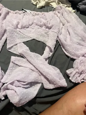 Hello molly crop top tie Lilac Swiss Dot Peasant Top thumbnail 8