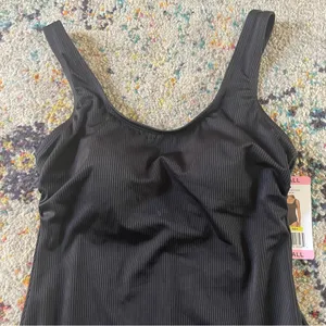 Hurley UPF 50+ One Piece Bathingsuit NWT thumbnail 4