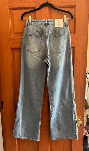 Wide Leg High Rise Jeans thumbnail 4