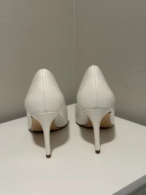 Justfab white pumps thumbnail 3