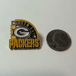 Green Bay Packers Vintage Enamel Lapel Pin | Peter David Inc. | 1994 thumbnail 2