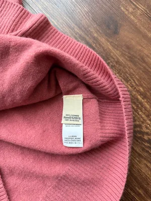 L.L.Bean Women’s Pink Cashmere Turtleneck Sweater Soft Knit Pullover- Size Me thumbnail 6