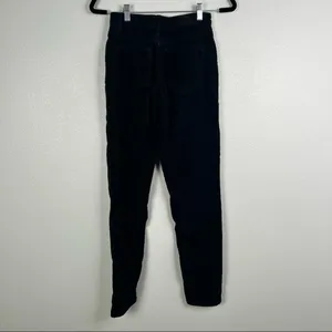 BDG‎ Urban Outfitters Black Corduroy Mom Pants High Rise Size 24 thumbnail 4