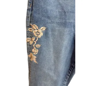 Nicole Miller Soho Bootcut Jeans Womens 8 Blue Excellent Floral Embroidered High thumbnail 11