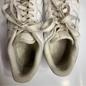 Nike Air Force 1 white sneakers‎ size 8.5 thumbnail 4