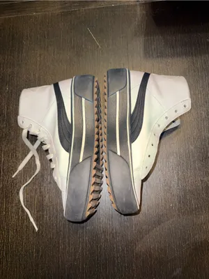 Kaia Puma Sneakers White High-Top Sneakers thumbnail 2