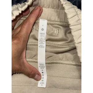 Lululemon Women's Soft Ambitions High Rise Shorts Trench Pocketed Size 6 thumbnail 3