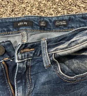 Miss Me Skinny Jeans thumbnail 3