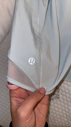Lululemon Hotty Hot Shorts 4" thumbnail 3