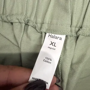 NWT Halara Mid Rise Zipper Pocket Casual Cotton Joggers Laurel Green XL‎ Comfy thumbnail 4