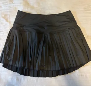 Black pleated tennis skirt thumbnail 1