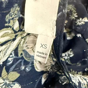 ASTR The Label Flutter Sleeve Floral Maxi Dress‎ Womens XS Navy Blue Flowy New thumbnail 6