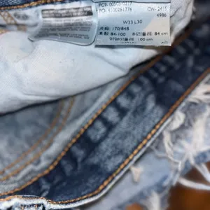 Funky Levi’s 505 Cutoff Jean Shorts! thumbnail 4