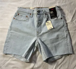 501 Levi’s High-Rise Shorts Premium Denim thumbnail 1