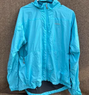 Patagonia women's sz L lightweight windbreaker jacket in aqua blue thumbnail 1