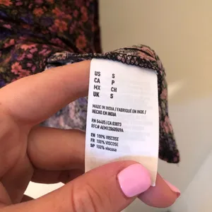 American Eagle Cold Shoulder sz S ✨ thumbnail 4