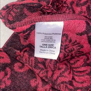 Walmart 5/$30 🎈 Red and black womens multi way‎ floral damask scarf thumbnail 3
