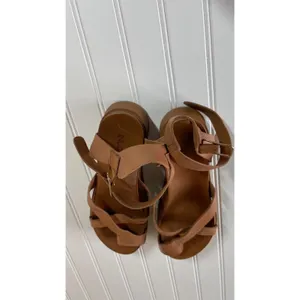 Inuovo Brown Leather Platform Sandals Strappy Flatform Toe Loop Womens 40 thumbnail 4