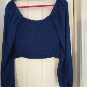 Hollister Cropped Top thumbnail 6