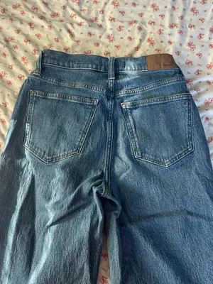 Madewell Medium Blue Wide-Leg Jeans with Frayed Hem thumbnail 7