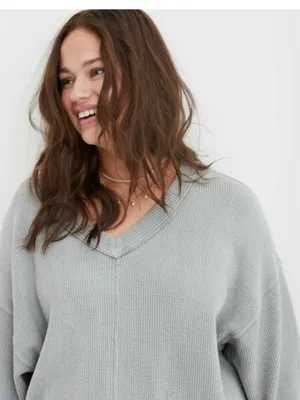 Aerie Wonder Textured Ribbed V-Neck Sweatshirt in Silver Shadow Small thumbnail 2