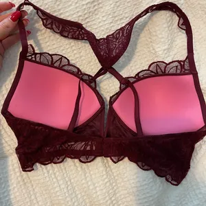 PINK bra thumbnail 2