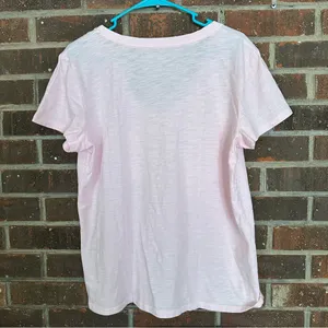 Universal Threads NWT Pink Short Sleeve V-Neck Tee thumbnail 5
