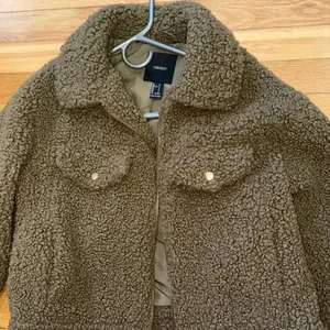 Green sherpa jacket thumbnail 2