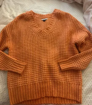 American Eagle Sweater Knit Women’s thumbnail 1