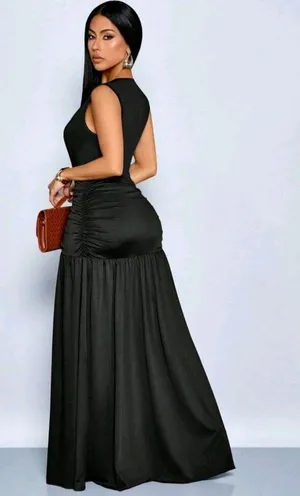 Women’s elegant bodycon maxi dress  thumbnail 2