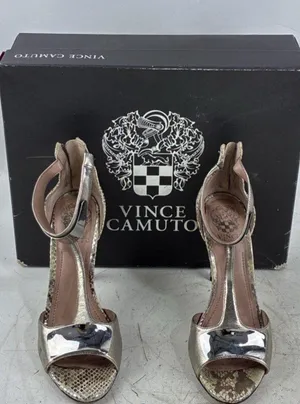 Vince Camuto Silver Heels Size 7.5 Dress Shoes IOB Preowned thumbnail 1