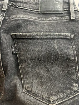Levi's 721 High Waisted Distressed Black Jeans Sz 28 thumbnail 13