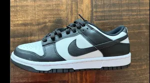 Panda Nike Dunk Low Black White Women’s 7.5 thumbnail 3