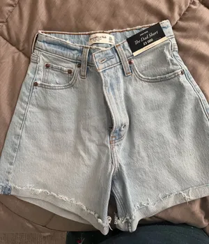 Abercrombie Shorts thumbnail 1