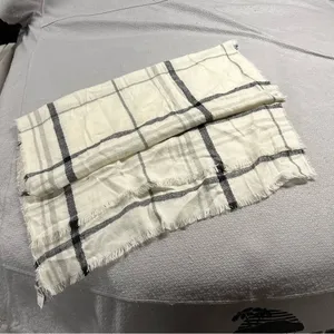 ⭐️ Old Navy Cream Grey Oversized Soft Fringe Plaid Print Scarf NWT thumbnail 4