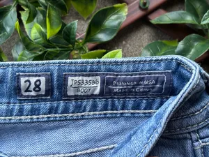 Miss Me Jeans Crystal Embroidered Pocket StraIght size 28 thumbnail 6