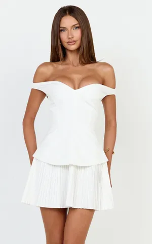 New Showpo IZARA Mini Dress Off Shoulder Pleated Dress Size Small thumbnail 6