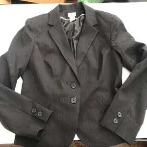 2000s Y2K Goth Dark Academia Corporate Office Siren Core Pinstriped Blazer Jacket button front long sleeve Vintage-10/M Measurement in pics thumbnail 4