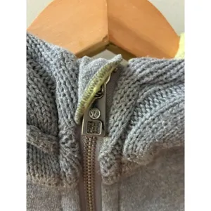 Lululemon Scuba Full Zip Hoodie Women's Size 6 Heather Gray EUC thumbnail 5