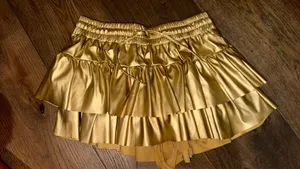 The Moon Day & The Ruffle Skirt thumbnail 3