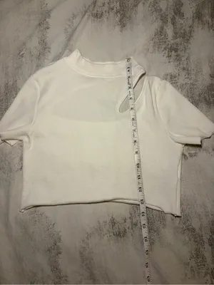 SOLADO White Ribbed Cutout Mock Neck Crop Top Size M thumbnail 7