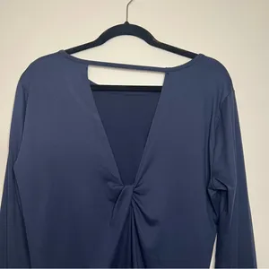 Freely Long‎ Sleeve Workout Top Navy Blue M Open Back Thumb Holes thumbnail 6