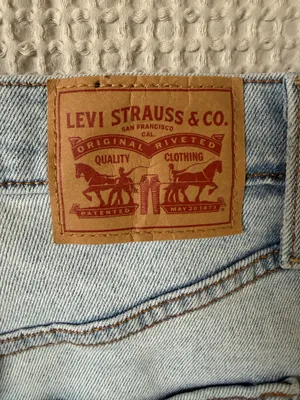 Levi's Ribcage Straight High Rise Jeans thumbnail 7