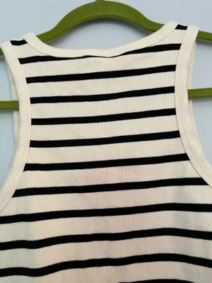 H&M Top thumbnail 3
