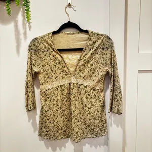 Euro Micromesh Women's Babydoll Dainty Floral Cream Lace Top Lettuce Trim Size M thumbnail 4