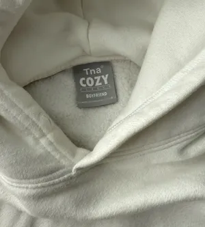Aritzia Boyfriend TNA cozy fleece hoodie small white thumbnail 4